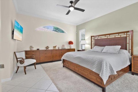 House in Port St. Lucie, Florida 2 bedrooms, 196.3 sq.m. № 2187123 - photo 23