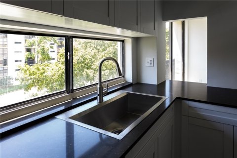 Condominio en venta en Sunny Isles Beach, Florida, 1 dormitorio, 71.26 m2 № 1999476 - foto 22