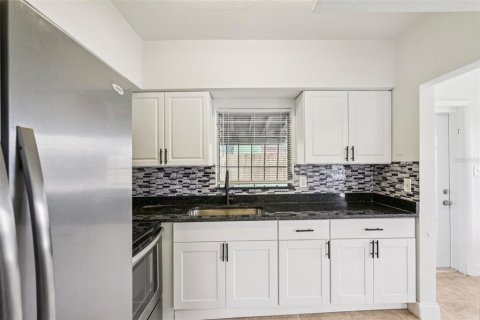 Casa en venta en Orlando, Florida, 3 dormitorios, 102.66 m2 № 1838493 - foto 8