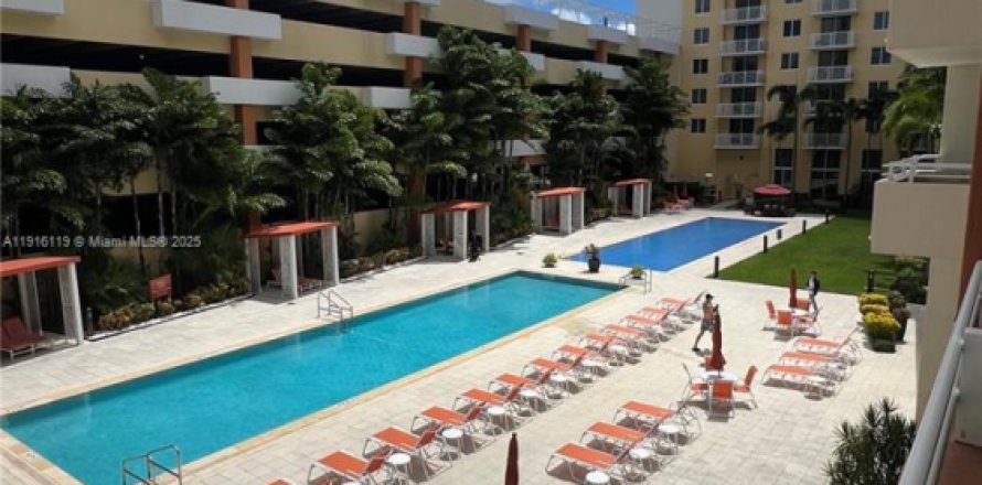 Condo in Aventura, Florida, 2 bedrooms № 2016359