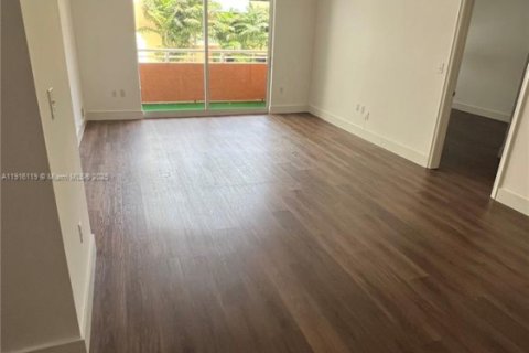 Condo in Aventura, Florida, 2 bedrooms № 2016359 - photo 14