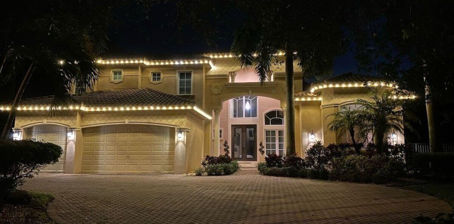 Villa ou maison à Ocean Ridge, Floride 6 chambres, 411.09 m2 № 1077820