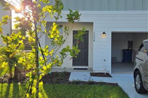 Touwnhouse à Davenport, Floride 3 chambres, 137.5 m2 № 2416603