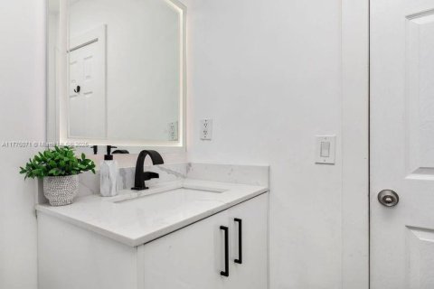 Купить виллу или дом в Майами, Флорида 3 спальни, 172.89м2, № 1696815 - фото 28