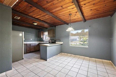 House in Leesburg, Florida 3 bedrooms, 151.62 sq.m. № 1527763 - photo 5