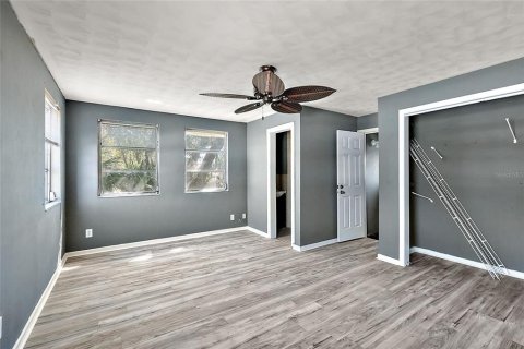 House in Leesburg, Florida 3 bedrooms, 151.62 sq.m. № 1527763 - photo 16