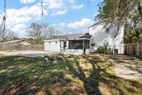 House in Leesburg, Florida 3 bedrooms, 151.62 sq.m. № 1527763 - photo 24