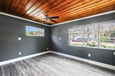 House in Leesburg, Florida 3 bedrooms, 151.62 sq.m. № 1527763 - photo 18