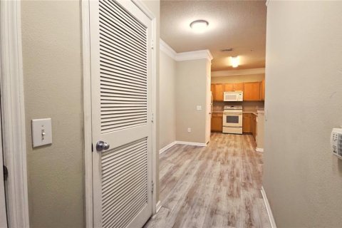 Copropriété à louer à Orlando, Floride: 3 chambres, 127.18 m2 № 2406885 - photo 16