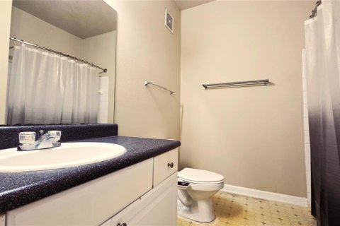 Copropriété à louer à Orlando, Floride: 3 chambres, 127.18 m2 № 2406885 - photo 9