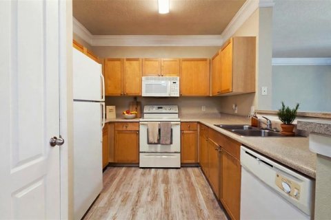 Copropriété à louer à Orlando, Floride: 3 chambres, 127.18 m2 № 2406885 - photo 17