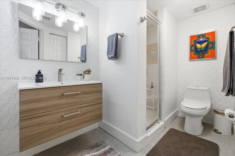 Villa ou maison à vendre à Doral, Floride: 4 chambres, 214.79 m2 № 2008808 - photo 9