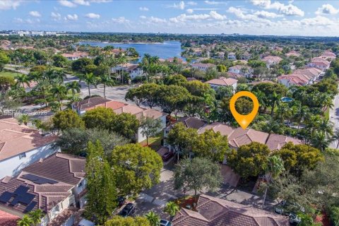 Villa ou maison à vendre à Doral, Floride: 4 chambres, 214.79 m2 № 2008808 - photo 27