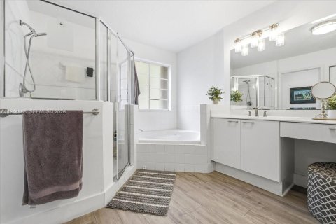 Villa ou maison à vendre à Doral, Floride: 4 chambres, 214.79 m2 № 2008808 - photo 19