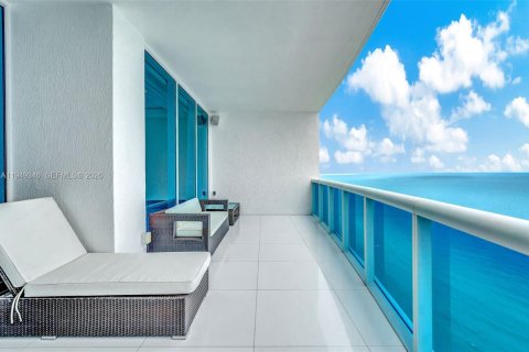 Купить кондоминиум в Холливуд, Флорида 3 спальни, 315.4м2, № 2006406 - фото 18