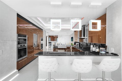 Купить кондоминиум в Холливуд, Флорида 3 спальни, 315.4м2, № 2006406 - фото 29