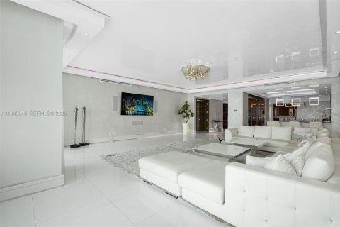 Купить кондоминиум в Холливуд, Флорида 3 спальни, 315.4м2, № 2006406 - фото 4