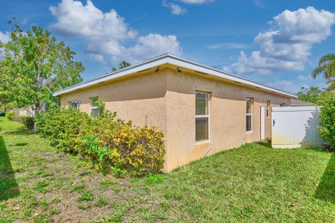 Villa ou maison à vendre à Boynton Beach, Floride: 3 chambres, 100.71 m2 № 2085268 - photo 7