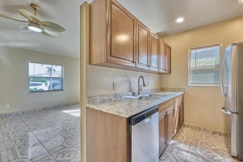 Villa ou maison à vendre à Boynton Beach, Floride: 3 chambres, 100.71 m2 № 2085268 - photo 16