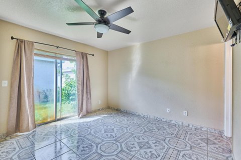 Villa ou maison à vendre à Boynton Beach, Floride: 3 chambres, 100.71 m2 № 2085268 - photo 24