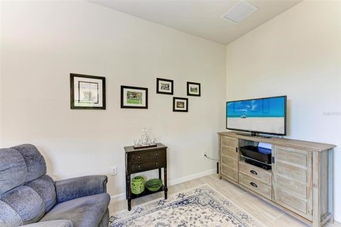House in Bradenton, Florida 2 bedrooms, 133.78 sq.m. № 1681542 - photo 5