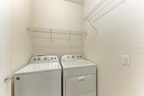 House in Bradenton, Florida 2 bedrooms, 133.78 sq.m. № 1681542 - photo 28