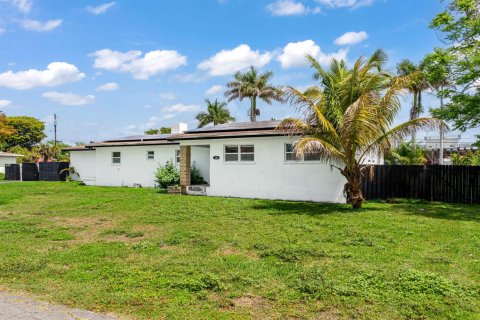 Villa ou maison à vendre à Pahokee, Floride: 3 chambres, 216.56 m2 № 2146874 - photo 7