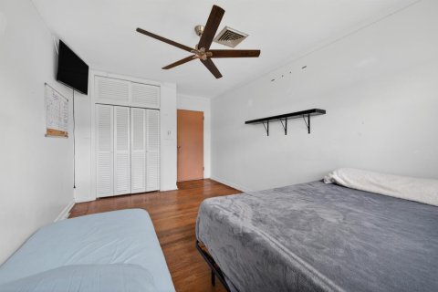 Villa ou maison à vendre à Pahokee, Floride: 3 chambres, 216.56 m2 № 2146874 - photo 25