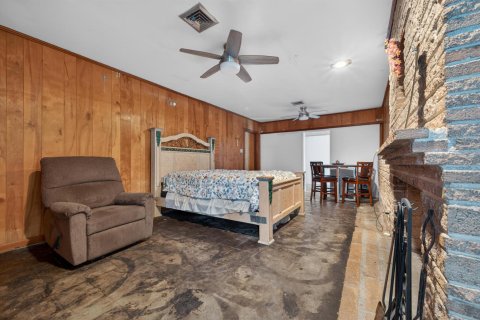 Villa ou maison à vendre à Pahokee, Floride: 3 chambres, 216.56 m2 № 2146874 - photo 16