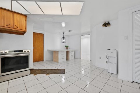 Villa ou maison à vendre à Pahokee, Floride: 3 chambres, 216.56 m2 № 2146874 - photo 15