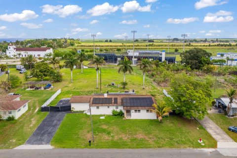 Villa ou maison à Pahokee, Floride 3 chambres, 216.56 m2 № 2146874