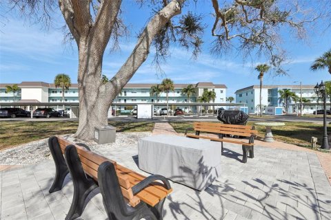 Copropriété à vendre à Dunedin, Floride: 2 chambres, 90.58 m2 № 2094840 - photo 24