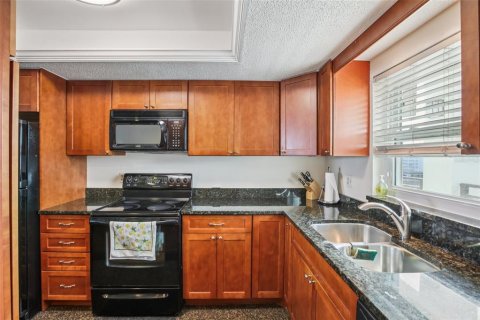 Copropriété à vendre à Dunedin, Floride: 2 chambres, 90.58 m2 № 2094840 - photo 12
