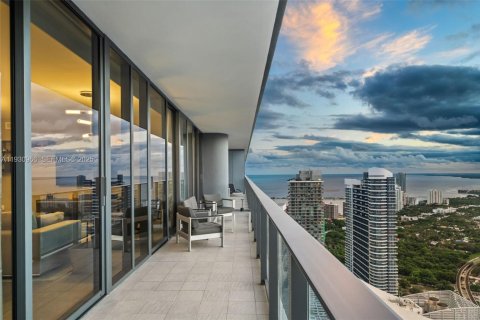 Condominio en venta en Miami, Florida, 4 dormitorios, 224.64 m2 № 2076989 - foto 6