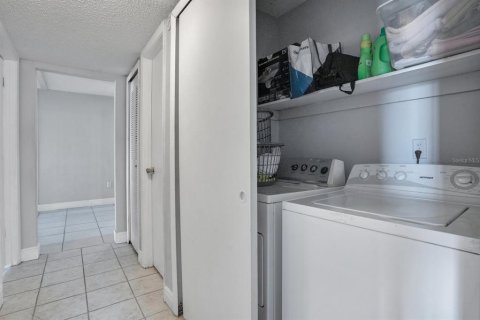 Condo in Altamonte Springs, Florida, 2 bedrooms  № 1852812 - photo 16