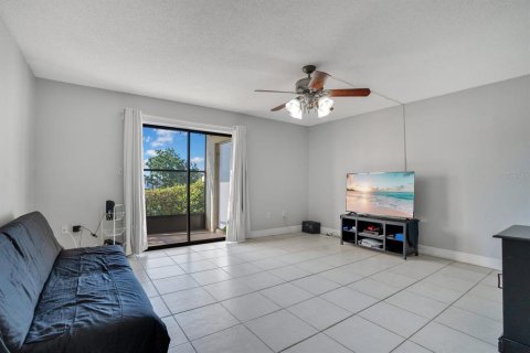 Condo in Altamonte Springs, Florida, 2 bedrooms  № 1852812 - photo 7