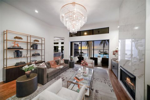 Villa ou maison à vendre à Bradenton, Floride: 4 chambres, 421.68 m2 № 2399245 - photo 15
