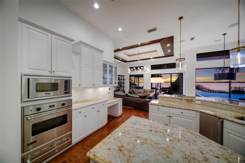 Villa ou maison à vendre à Bradenton, Floride: 4 chambres, 421.68 m2 № 2399245 - photo 24
