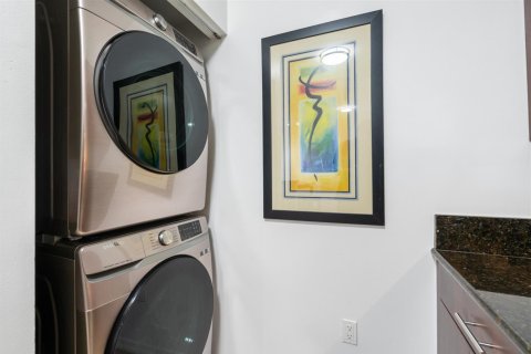 Copropriété à vendre à Palm Beach Gardens, Floride: 1 chambre, 63.64 m2 № 2376540 - photo 23