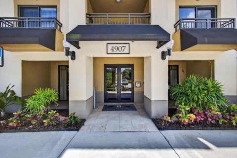 Copropriété à vendre à Palm Beach Gardens, Floride: 1 chambre, 63.64 m2 № 2376540 - photo 14