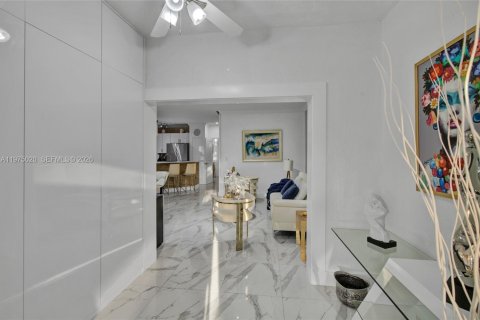 House in Homestead, Florida 3 bedrooms, 146.79 sq.m. № 2041772 - photo 13