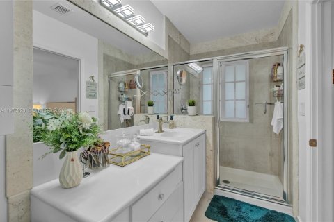 House in Homestead, Florida 3 bedrooms, 146.79 sq.m. № 2041772 - photo 26