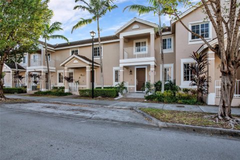 House in Homestead, Florida 3 bedrooms, 146.79 sq.m. № 2041772 - photo 2