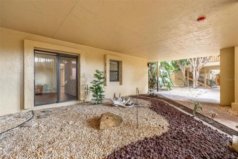 Condo in Punta Gorda, Florida, 3 bedrooms  № 1909566 - photo 29