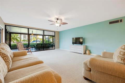 Condo in Punta Gorda, Florida, 3 bedrooms  № 1909566 - photo 7