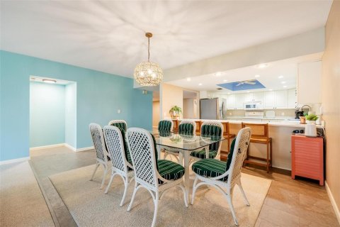 Condo in Punta Gorda, Florida, 3 bedrooms  № 1909566 - photo 14