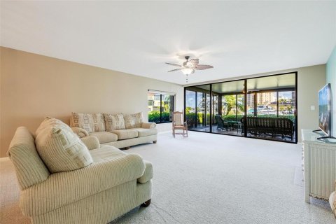 Condo in Punta Gorda, Florida, 3 bedrooms  № 1909566 - photo 5
