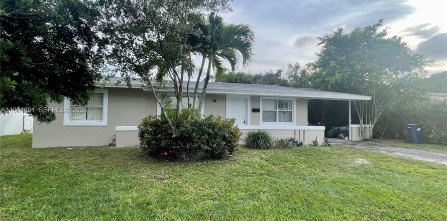 Дом в Майами, Флорида 3 спальни, 101.45м2 № 2006281