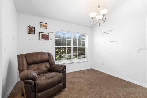 House in Deltona, Florida 3 bedrooms, 179.49 sq.m. № 1900122 - photo 7