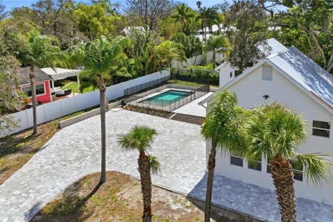 Villa ou maison à vendre à Clearwater, Floride: 3 chambres, 170.29 m2 № 2136779 - photo 12